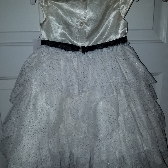 NEW GIRL'S HOLIDAY CREAM DRESS (SIZE 2T) - Picture 3 of 7